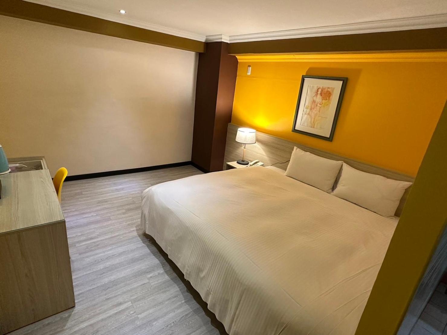 Lily Hotel Kaohsiung Dış mekan fotoğraf