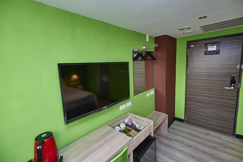 Lily Hotel Kaohsiung Dış mekan fotoğraf