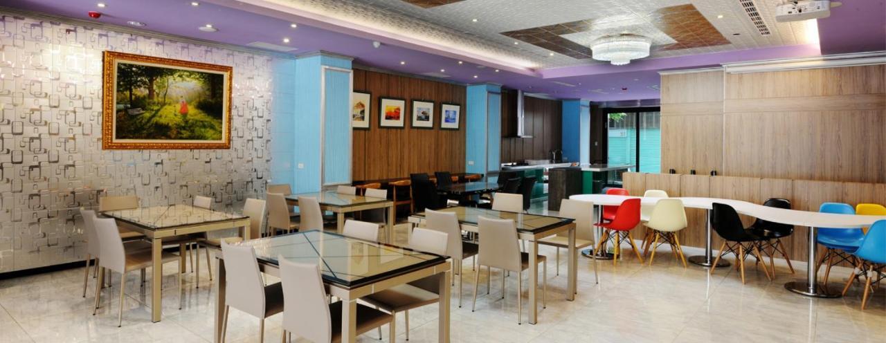 Lily Hotel Kaohsiung Dış mekan fotoğraf